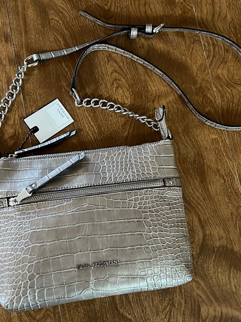 Dana Buchman Women’s Metallic Champagne Faux Leather Zip Chain Crossbody Bag NWT